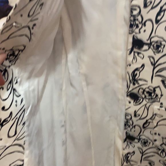 Jacob black and white jacket! - Picture 7 of 8